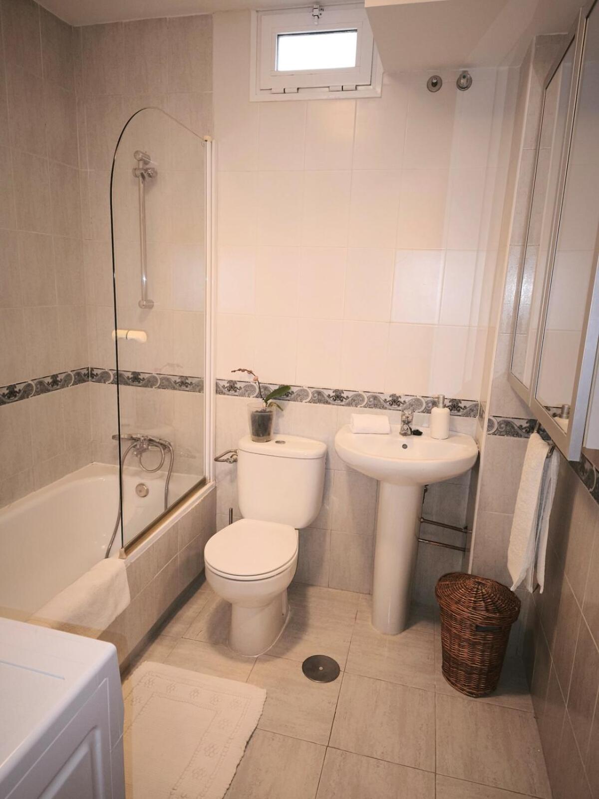 Apartment Near The Marbella